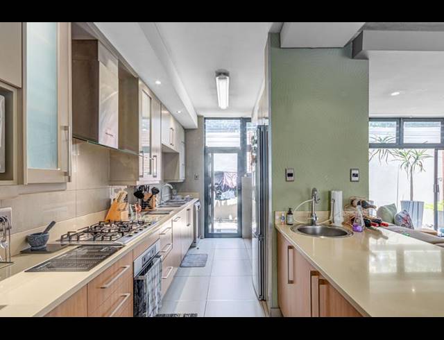 2 BEDROOM APARTMENT FOR SALE IN ABBOTSFORD